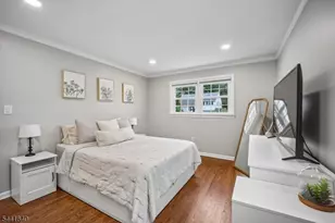 23 Andover Pl, Bloomfield, NJ 07003 - Photo 15