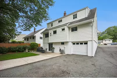 23 Andover Pl, Bloomfield, NJ 07003 - Photo 37