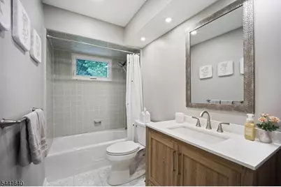 23 Andover Pl, Bloomfield, NJ 07003 - Photo 17