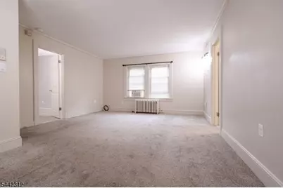 17 Hazelwood Ave, Newark, NJ 07106 - Photo 7