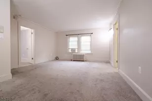17 Hazelwood Ave, Newark, NJ 07106 - Photo 7