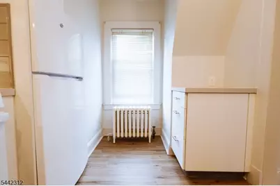 17 Hazelwood Ave, Newark, NJ 07106 - Photo 3