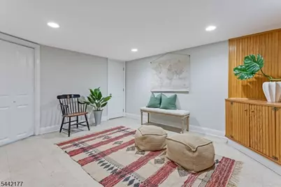 24 College Ave, Montclair, NJ 07043 - Photo 23