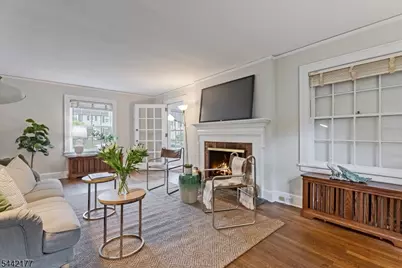 24 College Ave, Montclair, NJ 07043 - Photo 11