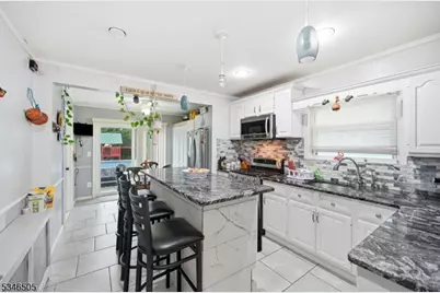 117 Richmond Ave, Paterson, NJ 07502 - Photo 15