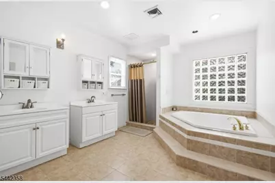 99 Morgan Pl, North Arlington, NJ 07031 - Photo 21