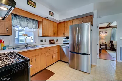 123 Eastern Ave, Somerville, NJ 08876 - Photo 9