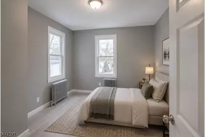 127 Brookwood St, East Orange, NJ 07018 - Photo 5
