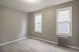 127 Brookwood St, East Orange, NJ 07018 - Photo 9