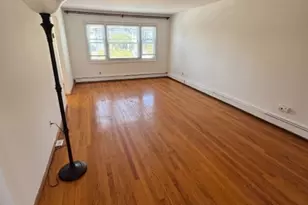 32 Harding Ct, Garfield, NJ 07026 - Photo 9