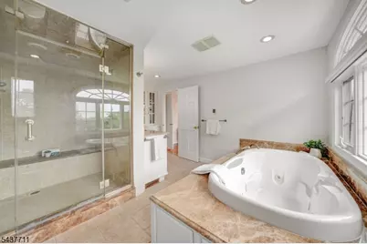 18 Kings Hill Ct, Summit, NJ 07901 - Photo 25