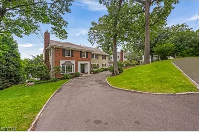 18 Kings Hill Ct, Summit, NJ 07901 - Photo 5