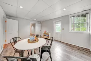 18 Kings Hill Ct, Summit, NJ 07901 - Photo 37