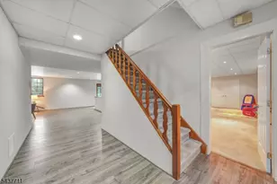 18 Kings Hill Ct, Summit, NJ 07901 - Photo 35