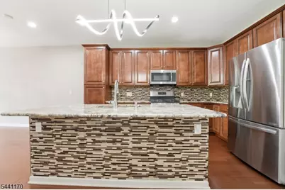 105 Pearce Ln, South Brunswick Township, NJ 08852 - Photo 7