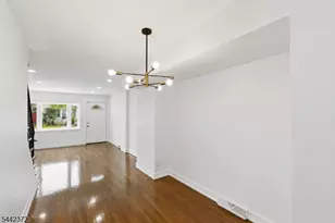 8 Van Nostrand Ave, Jersey City, NJ 07305 - Photo 5