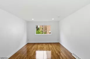 8 Van Nostrand Ave, Jersey City, NJ 07305 - Photo 19