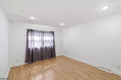 8 Van Nostrand Ave, Jersey City, NJ 07305 - Photo 13