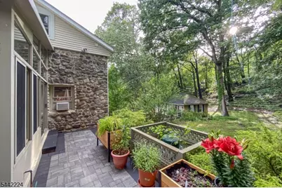 91 W Glen Rd, Denville, NJ 07834 - Photo 43