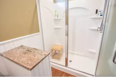 91 W Glen Rd, Denville, NJ 07834 - Photo 31