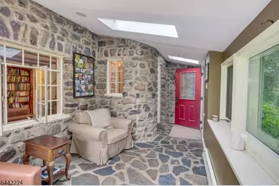 91 W Glen Rd, Denville, NJ 07834 - Photo 13