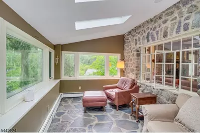 91 W Glen Rd, Denville, NJ 07834 - Photo 11