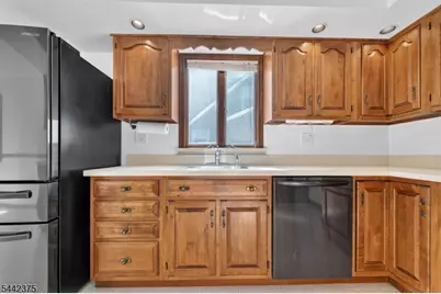 117 Madison Dr, South Plainfield, NJ 07080 - Photo 15
