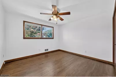 117 Madison Dr, South Plainfield, NJ 07080 - Photo 27