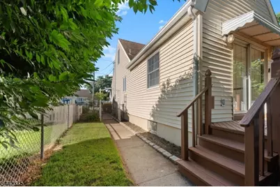 117 Madison Dr, South Plainfield, NJ 07080 - Photo 45