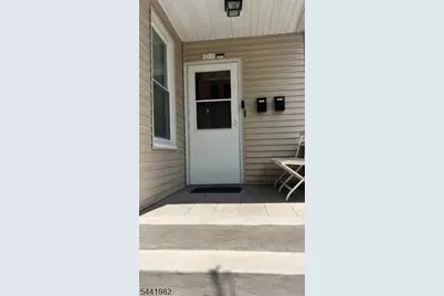52 Christie Ave, Clifton, NJ 07011 - Photo 3
