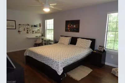 605 Timber Oaks Rd, Edison, NJ 08820 - Photo 15