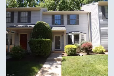 605 Timber Oaks Rd, Edison, NJ 08820 - Photo 1