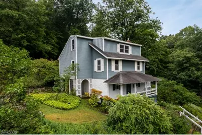 271 W Valley Brook Rd, Washington Township, NJ 07830 - Photo 1