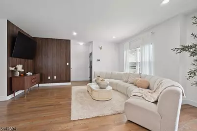 461 1st Ave, Elizabeth, NJ 07206 - Photo 5