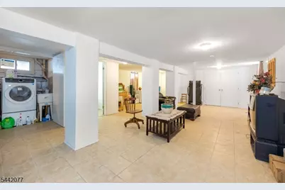 15 E Pierrepont Ave, Rutherford, NJ 07070 - Photo 33