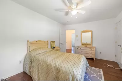 15 E Pierrepont Ave, Rutherford, NJ 07070 - Photo 23