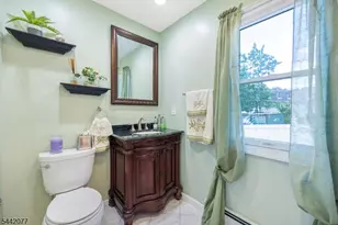 15 E Pierrepont Ave, Rutherford, NJ 07070 - Photo 5