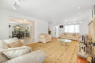 15 E Pierrepont Ave, Rutherford, NJ 07070 - Photo 3