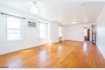 8-02 Henderson Blvd, Fair Lawn, NJ 07410 - Photo 5