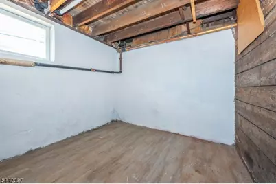 8-02 Henderson Blvd, Fair Lawn, NJ 07410 - Photo 27