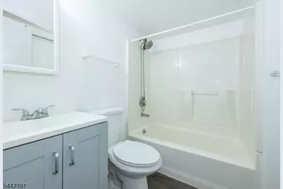 8-02 Henderson Blvd, Fair Lawn, NJ 07410 - Photo 21