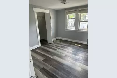 106 Rollinson St, West Orange Township, NJ 07052 - Photo 5