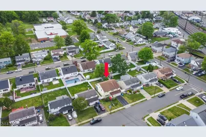 95 Pine St, Woodbridge Township, NJ 08830 - Photo 33