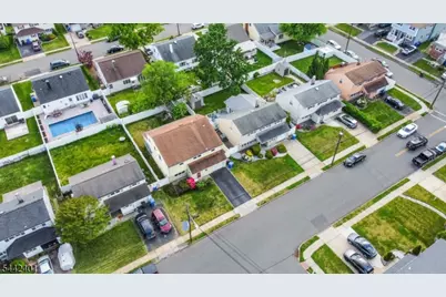 95 Pine St, Woodbridge Township, NJ 08830 - Photo 39