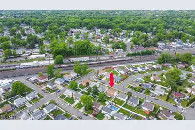95 Pine St, Woodbridge Township, NJ 08830 - Photo 35