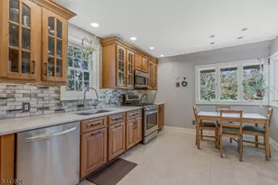 785 Chimney Rock Rd, Bridgewater, NJ 08836 - Photo 15