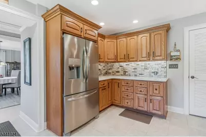 785 Chimney Rock Rd, Bridgewater, NJ 08836 - Photo 17