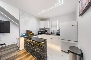 946 Emma St, Elizabeth, NJ 07201 - Photo 13