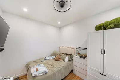 946 Emma St, Elizabeth, NJ 07201 - Photo 25