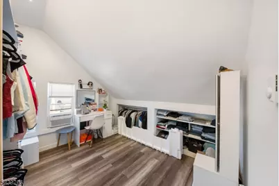 946 Emma St, Elizabeth, NJ 07201 - Photo 9